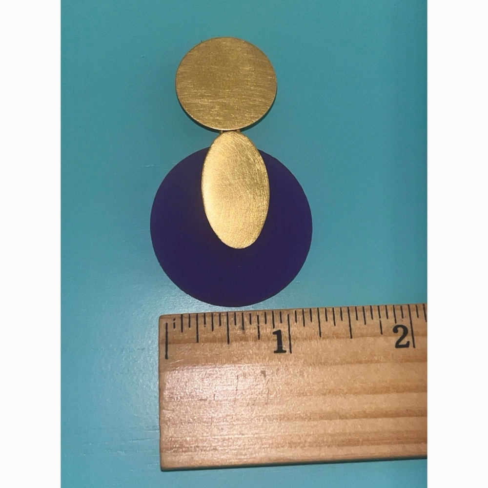 Purple and Gold-Toned Statement Clip-On Earrings - Picture 10 of 10